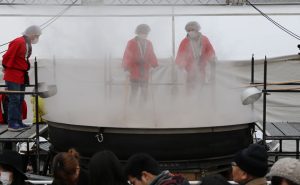 今年も開催!超巨大牡蠣鍋が名物の「ひろしまフードスタジアム 冬の陣」