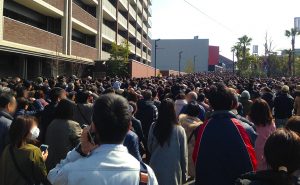 広島カープ公式戦一般販売の抽選券配布 想定外の混雑でトラブルも