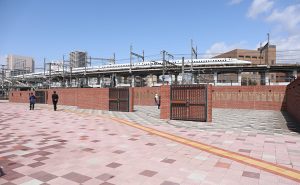 広島カープ70周年を記念したモニュメントスクエア完成