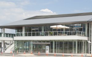 宮島口旅客ターミナル隣接の商業施設「etto」が営業再開