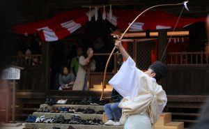 宮島・大元神社の恒例行事 弓矢を射る儀式「百手祭」が開催されます