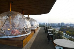 おりづるタワー展望台でスノードームが楽しめるイベント 2月末で期間終了