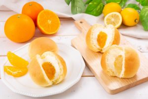 空の駅オーチャードの商品を八天堂が作る 「とろける瀬戸内くりーむパン」