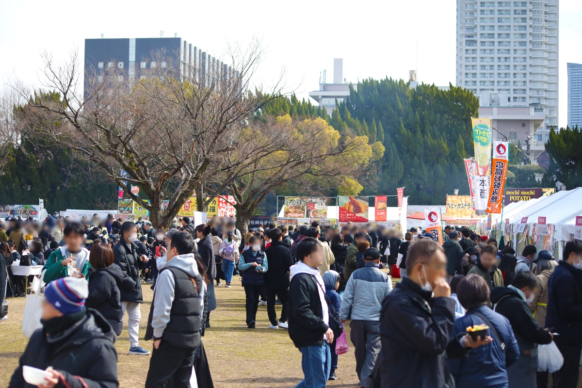 広島城オイスターフェス2025開幕！多彩な牡蠣やイベントグルメに活気溢れる初日