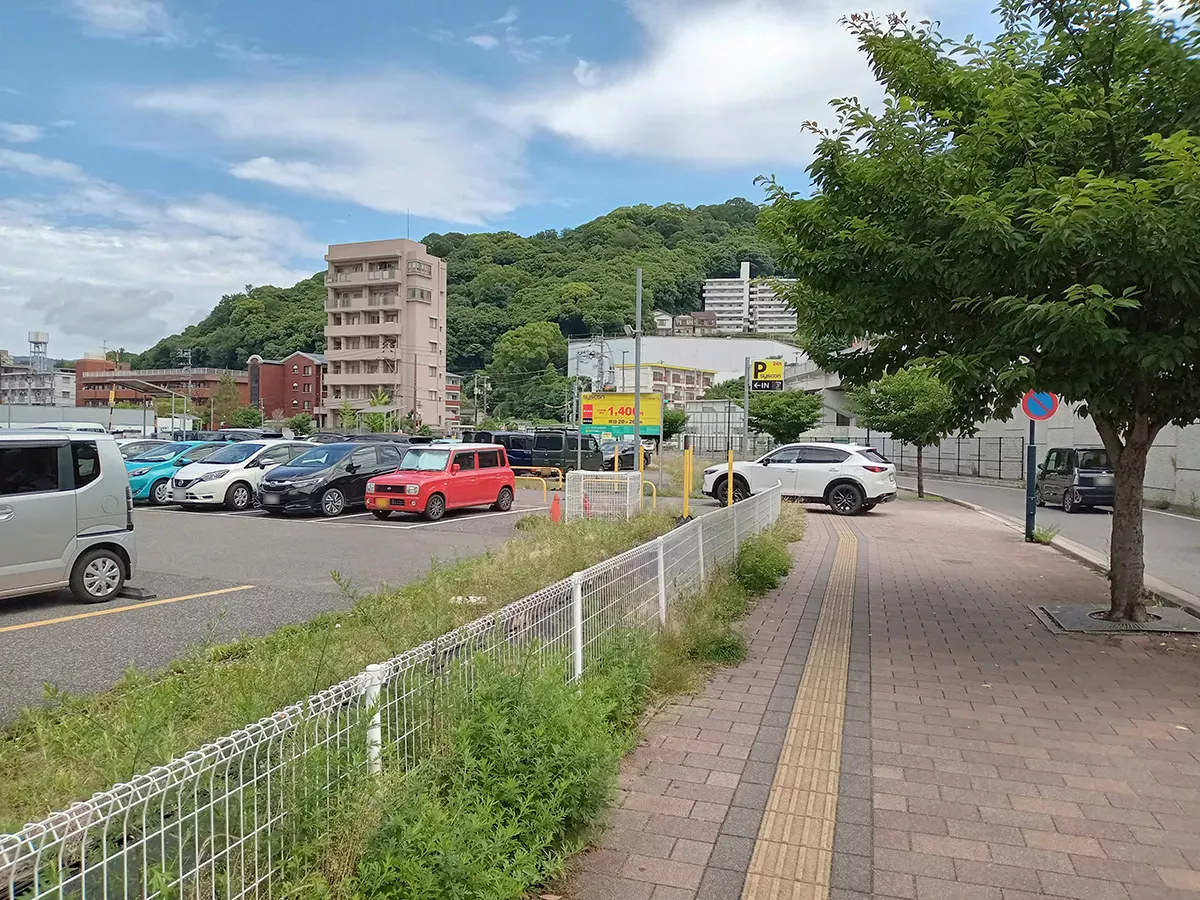 シスコンパーク二葉の里3丁目駐車場