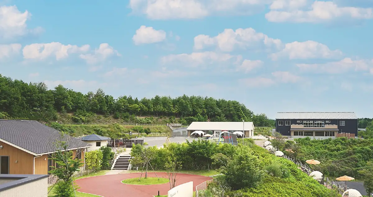 スイーツ＆水遊びで夏を満喫！広島空港そば「八天堂ビレッジ」で夏限定イベント開催中