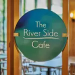 川辺のレストランで過ごす、2日間限定の聖なる夜「クリスマスディナーコース」