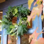 本に囲まれたクリスマス　森と花の絵本ミュージアム「Garden Lei」