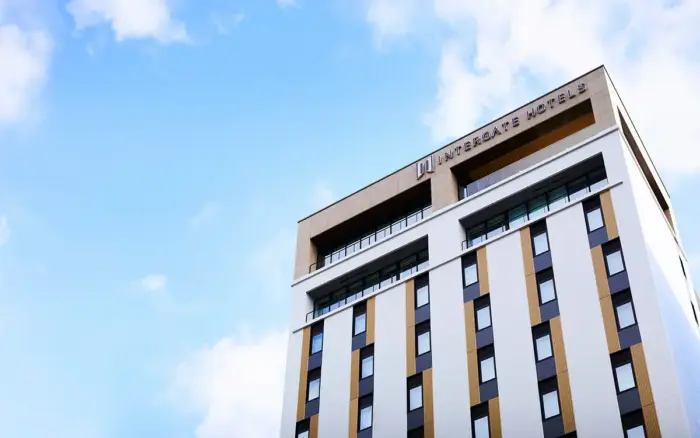 ホテルラウンジが神楽の舞台に　インターゲート広島7周年特別企画