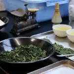 抹茶好き必見!点てたて宇治抹茶とスイーツ提供開始「とろり天使のわらびもち広島店」