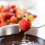 苺とショコラが100分間食べ放題！八丁堀の屋上レストランでアフタヌーンティー