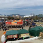 広島中心部で肉グルメ×巨大フリマが同時開催！3連休初日から大にぎわい