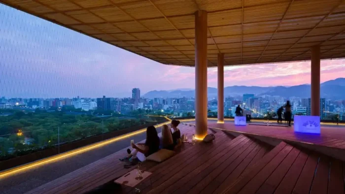 【1杯無料】広島・おりづるタワーの絶景夜景「屋上バー」4/20オープン