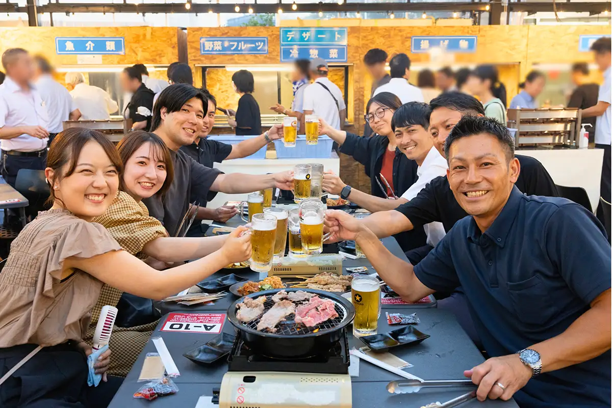 広島初上陸！三越屋上にビアガーデンマイアミ登場、食べ飲み放題100種超